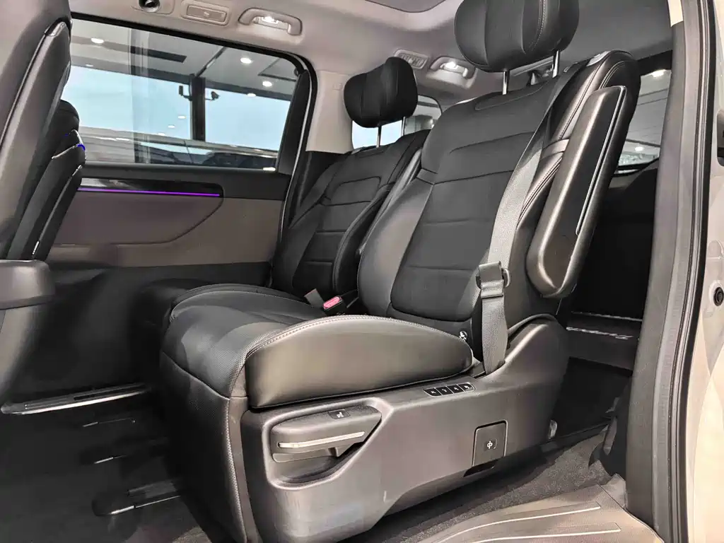 Trumpchi E8 NEV 传祺E8 PHEV 2024款 150 km MAX+