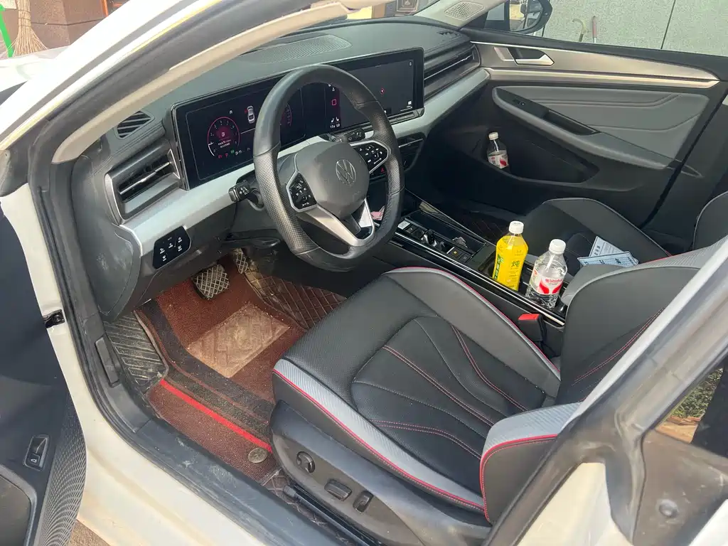 Lamando Lamando L 280 TSI DSG Spicy Cool