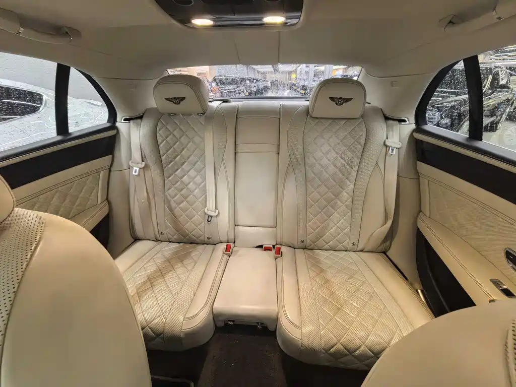 Flying Spur 4.0 T V8 S Standard