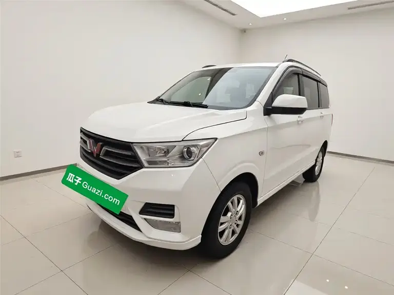Wuling Hongguang 1.5 L S Comfort CN-VI LAR