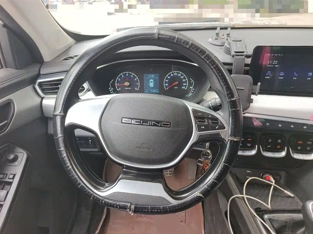 BAIC X3 1.5 T Manual Glory