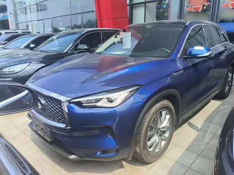 Infiniti QX50 2.0 T 2 WD Fashion