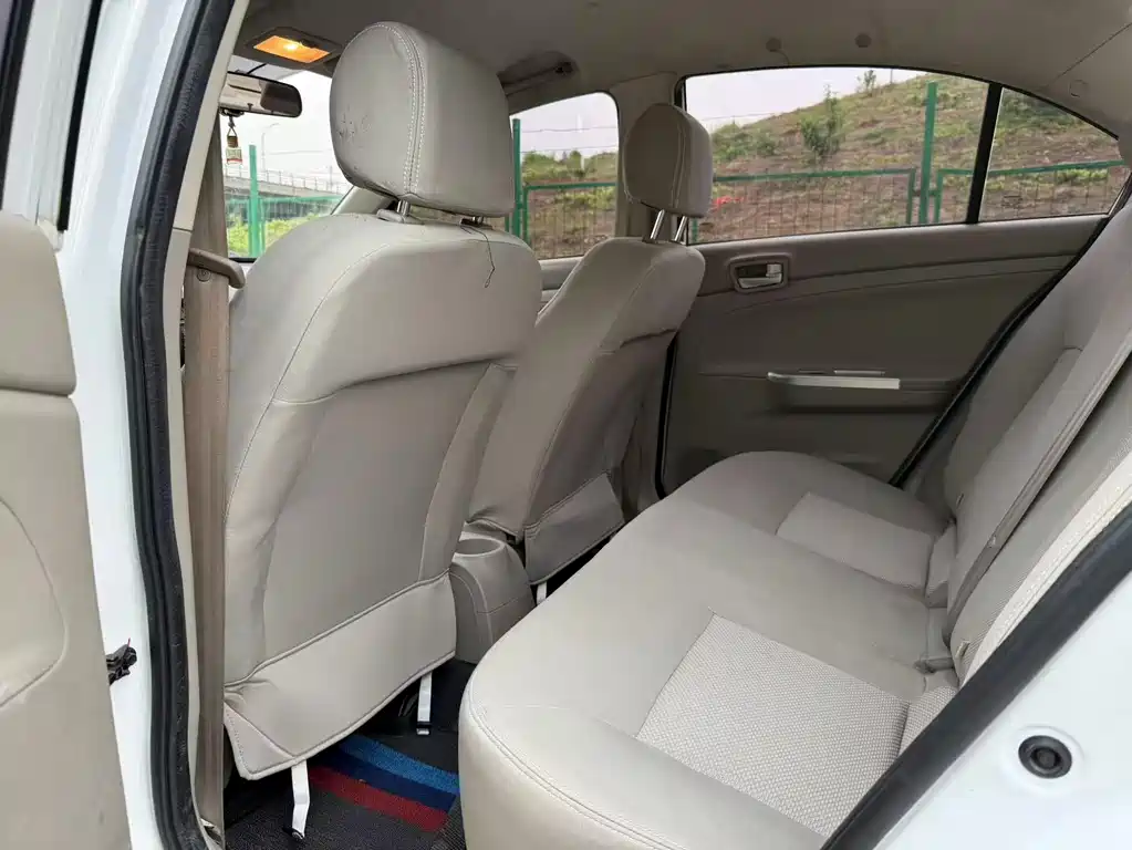 Yuexiang V3 1.4 L Manual Bliss CN-IV