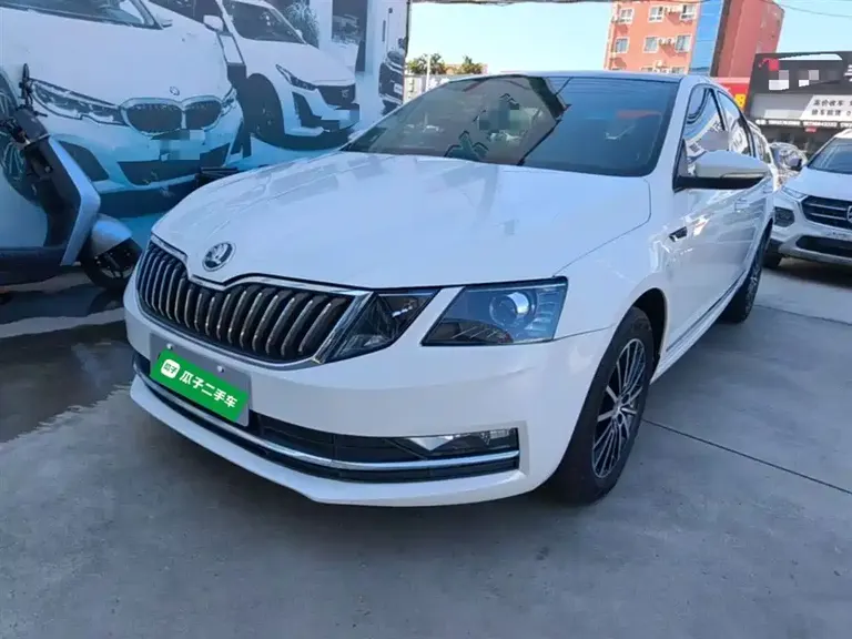 Skoda Octavia 明锐 2019款 TSI230 DSG豪华版