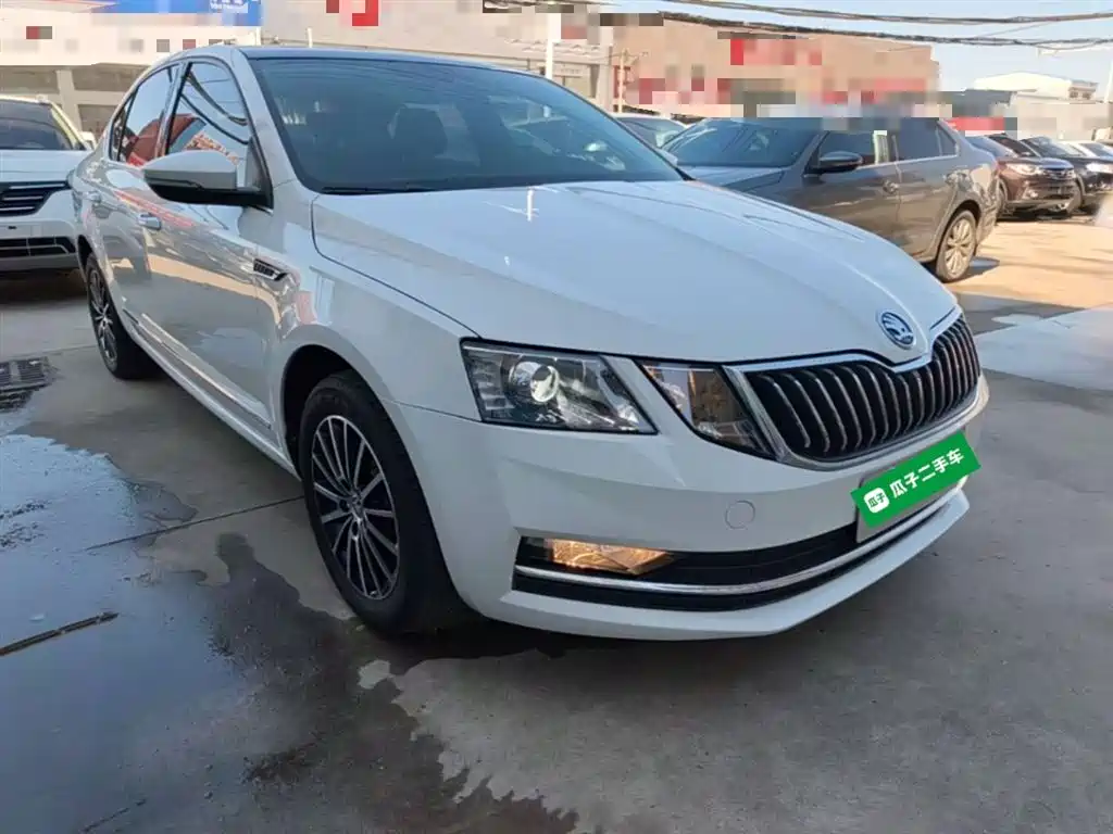 Octavia 明锐 2019款 TSI230 DSG豪华版