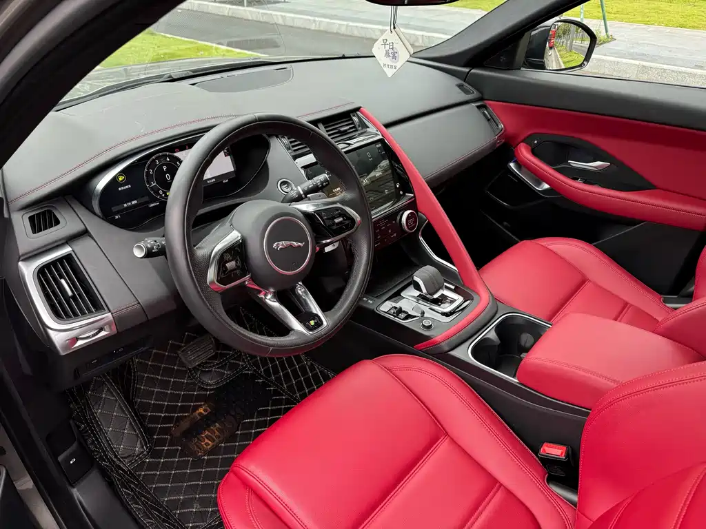 Jaguar E-PACE Progressive Sport R-DYNAMIC S