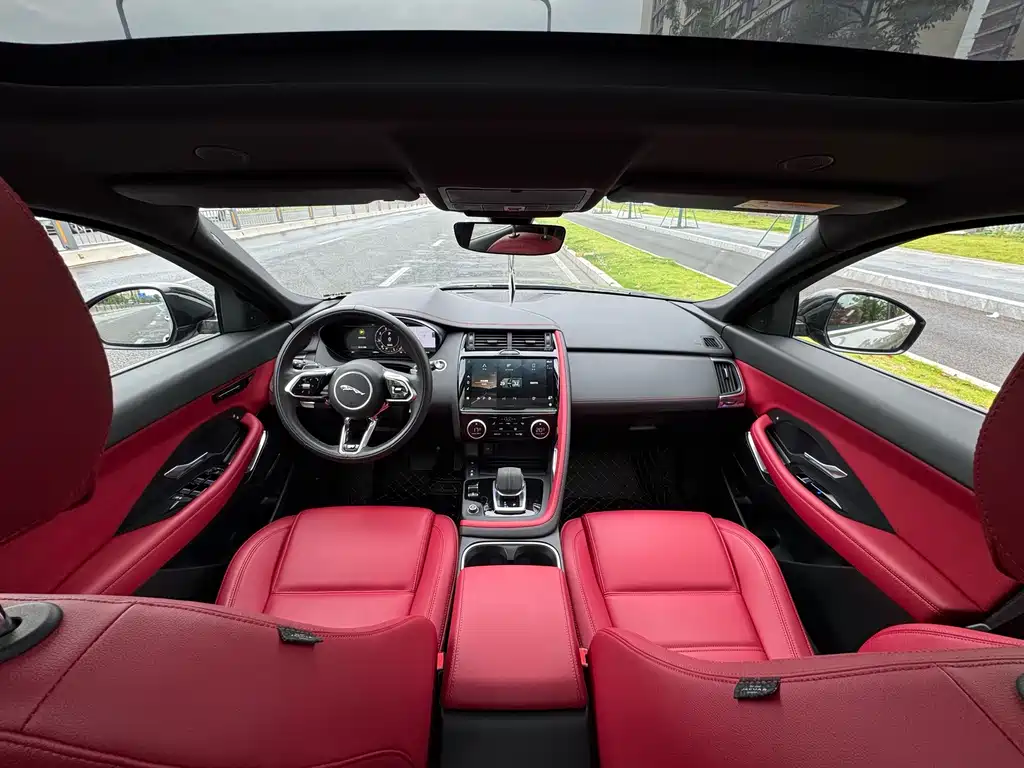 Jaguar E-PACE Progressive Sport R-DYNAMIC S