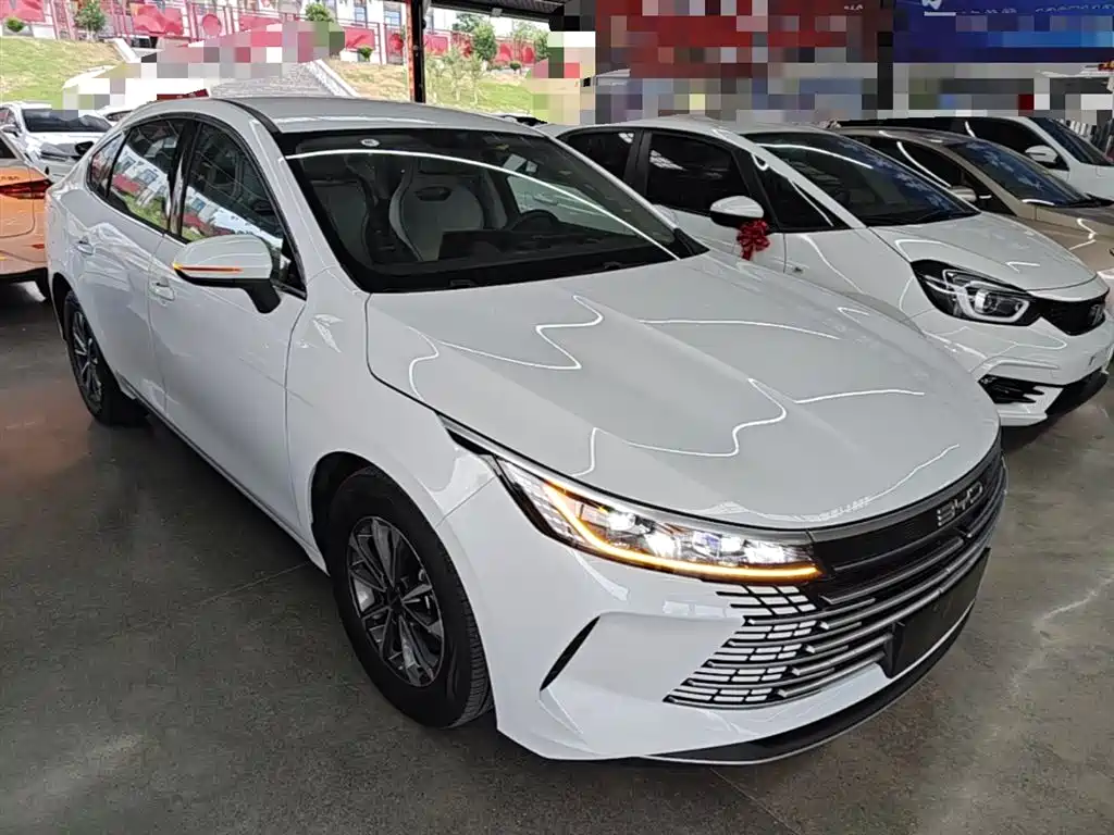 Destroyer 05 Glory DM-i 55 KM Luxury
