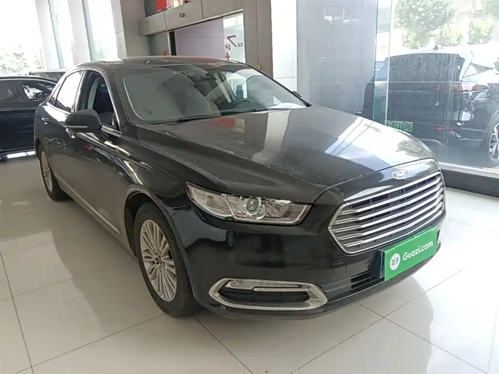 Taurus EcoBoost 245 Fashion