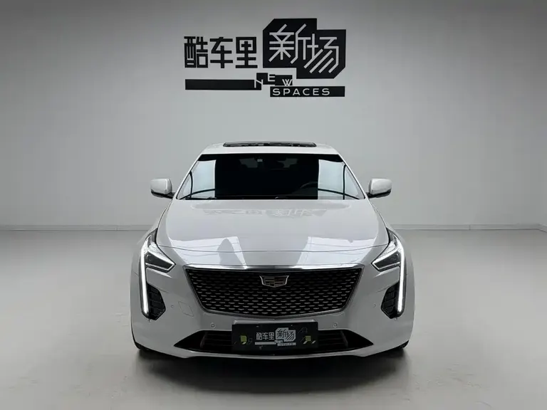 Cadillac CT6 28 T Style