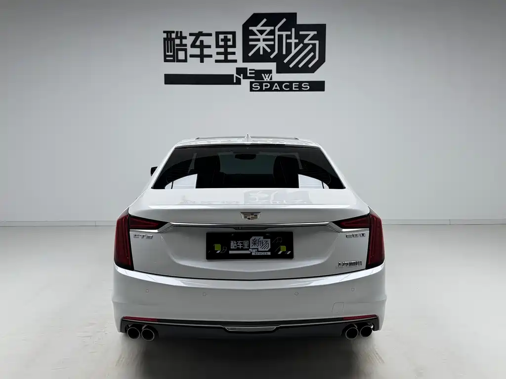 Cadillac CT6 28 T Style