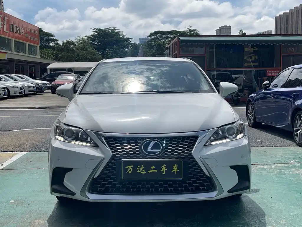 Lexus CT CT200 h Elite Mono CN-V