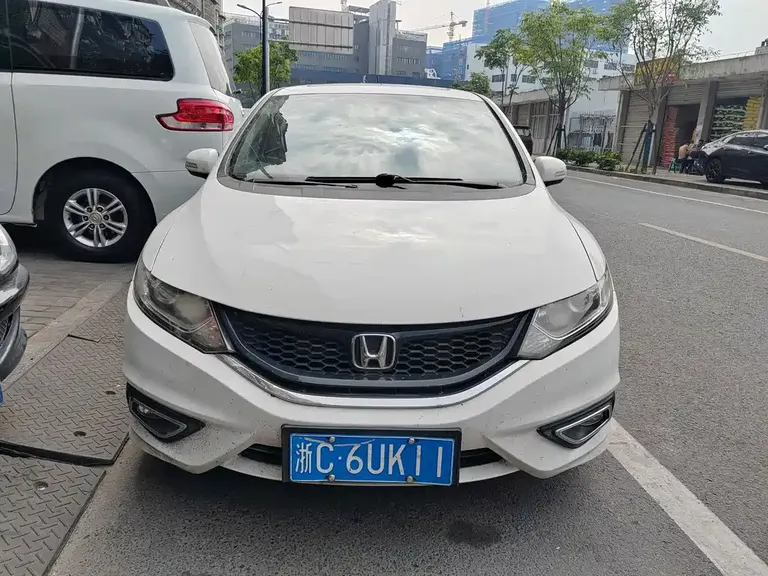 Honda Jade 1.8 L Auto Comfort Elite 5-seat