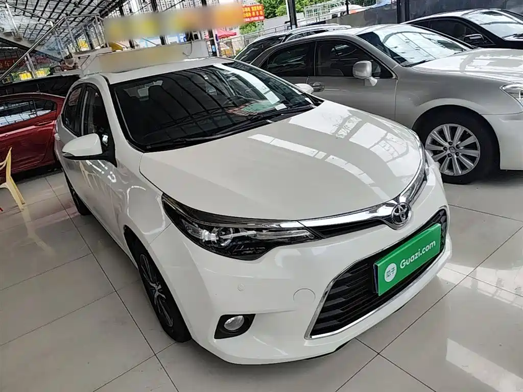 Levin 1.6 G CVT Elite