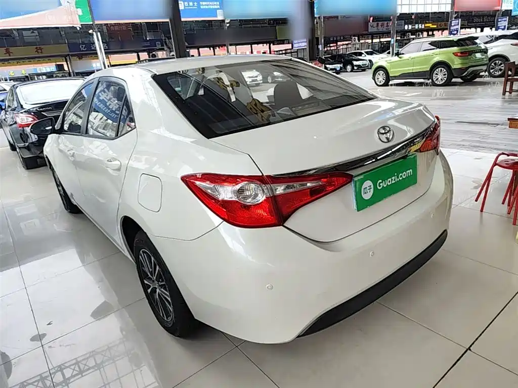 Levin 1.6 G CVT Elite