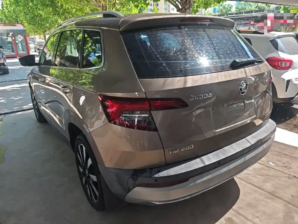 Karoq TSI280 Luxury CN-V
