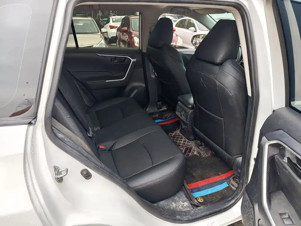 Wildlander 2.0 L CVT 2 WD Leading