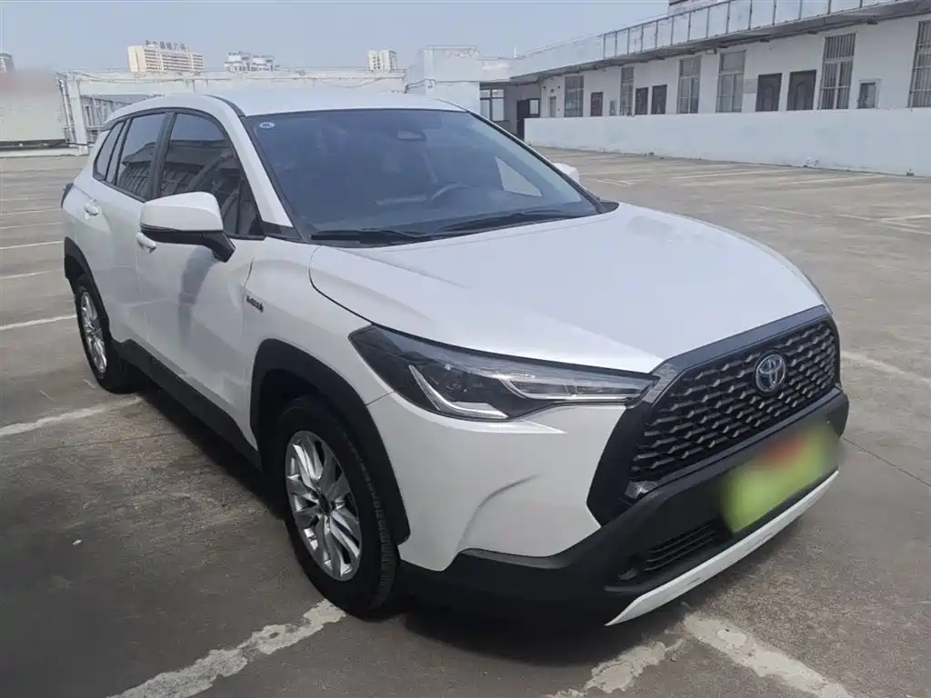 Corolla Cross Dual Engine 2.0 L Pioneer