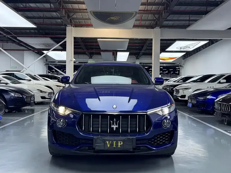 Maserati Levante 3.0 T Standard CN-V