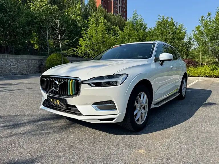 Volvo XC60 T5 4 WD Smart Vision Luxury