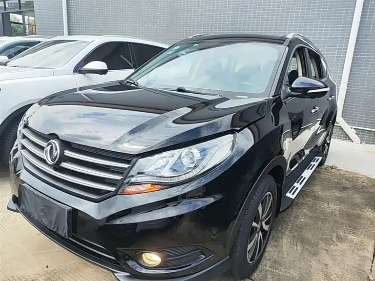 Dongfeng Fengguang 580 1.5 T Manual Luxury