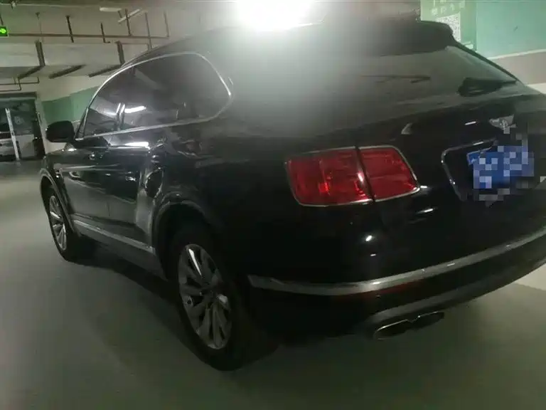 Bentayga 4.0 T V8