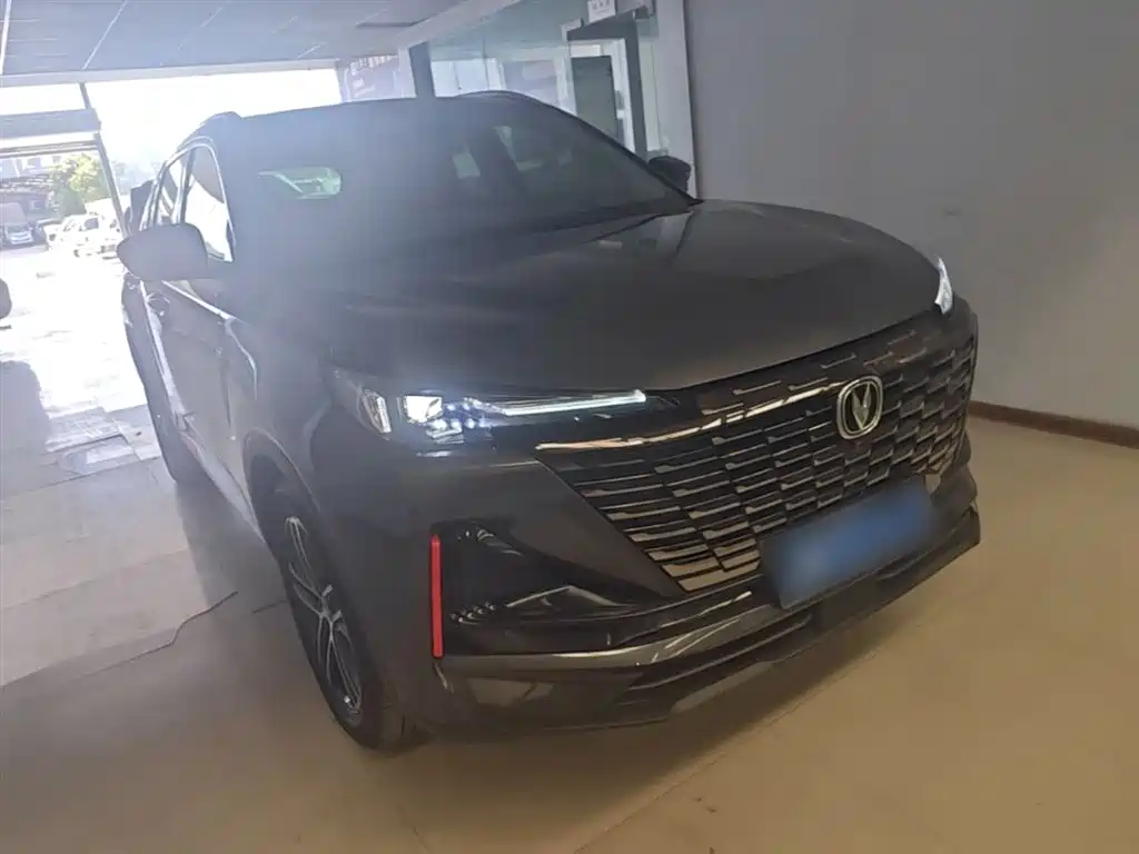 Changan CS55 PLUS 2 nd Gen 1.5 T DCT Navigator