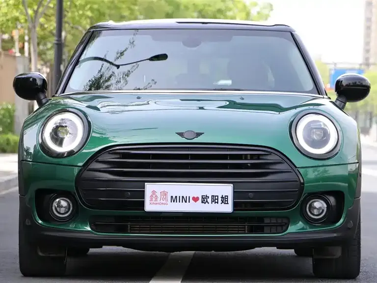 MINI CLUBMAN Facelift 1.5 T COOPER Connoisseur