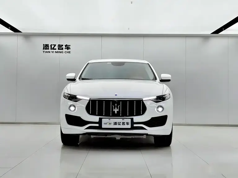 Maserati Levante 3.0 T Standard