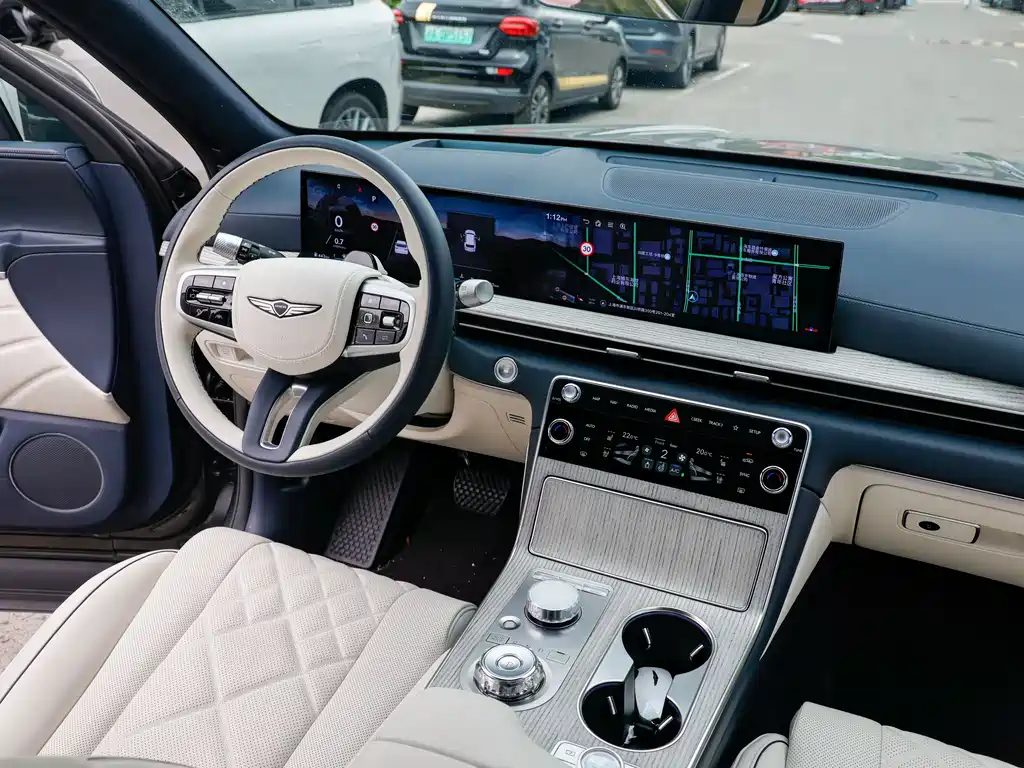 捷尼赛思GV80 捷尼赛思GV80 2024款 2.5 T 四驱旗舰版 5座