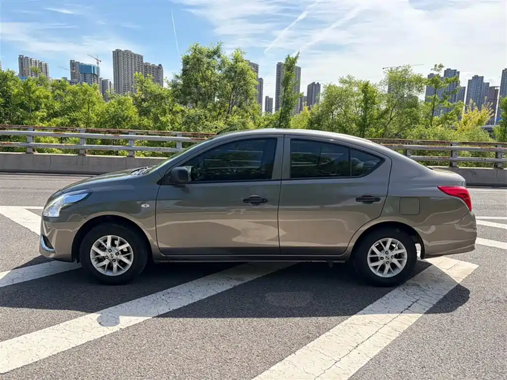 Sunny 1.5 XE CVT Comfort