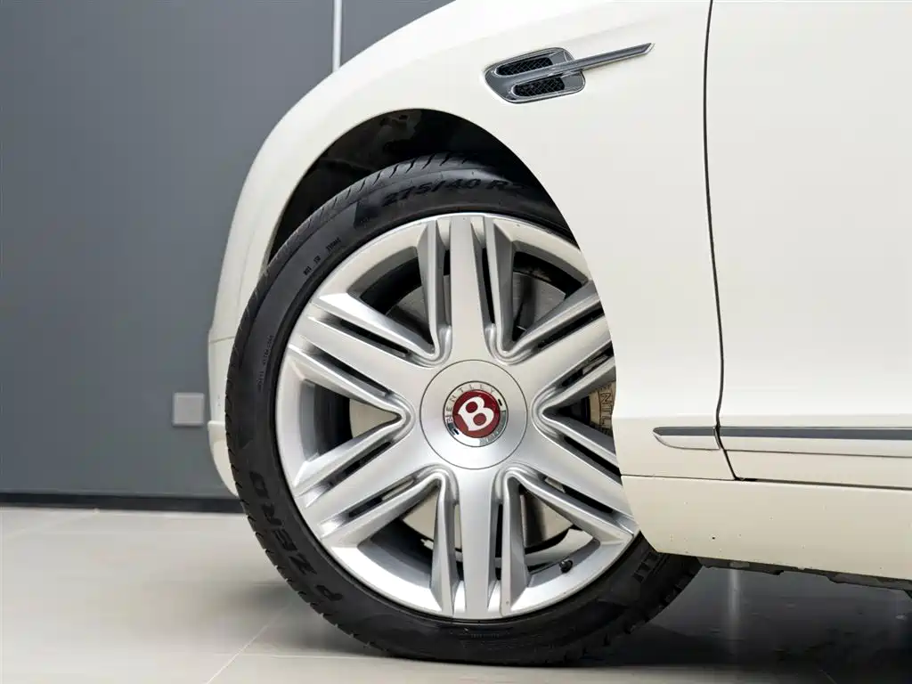 Continental GT 4.0 T GT V8 Standard