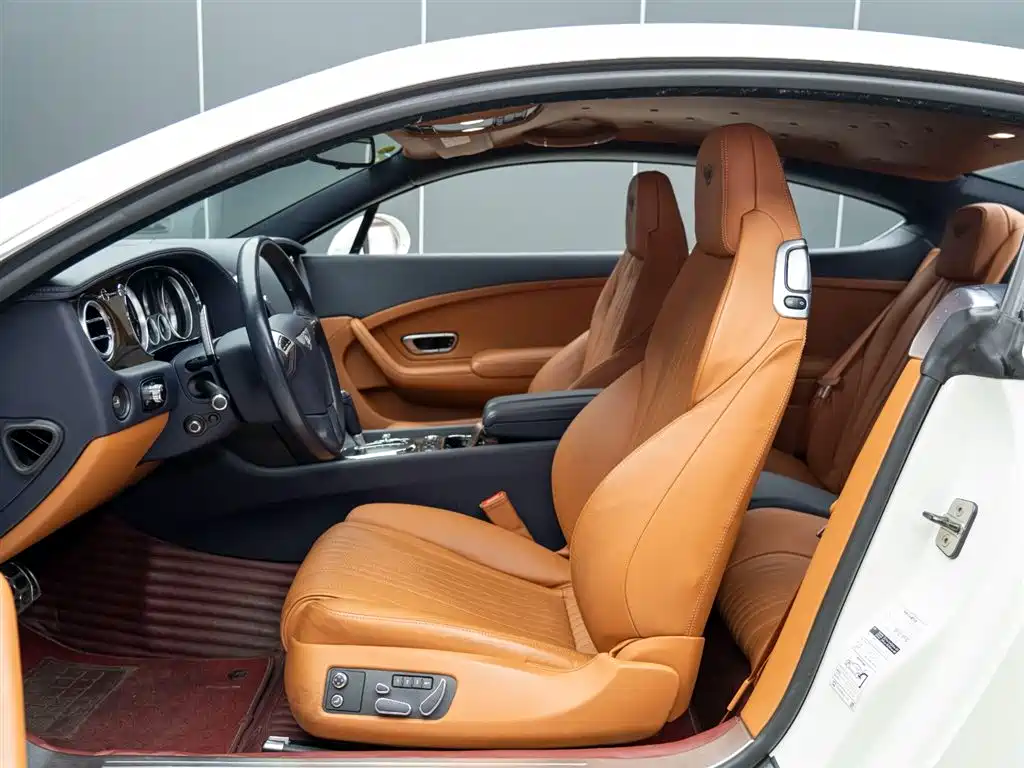 Continental GT 4.0 T GT V8 Standard