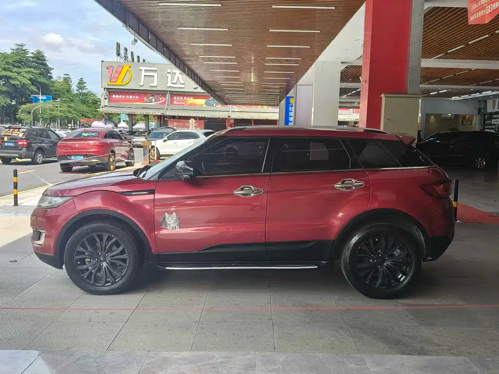 Landwind X7 2.0 T Panoramic Distinguished