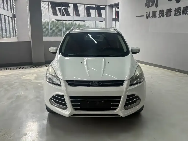 Ford Kuga 1.5 L GTDi 2 WD Style