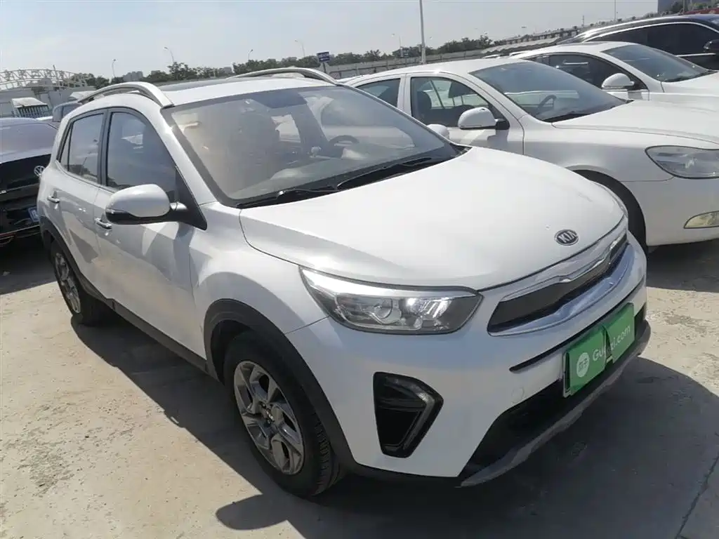 Stonic 1.4 L Auto Fun Enjoyment CN-V