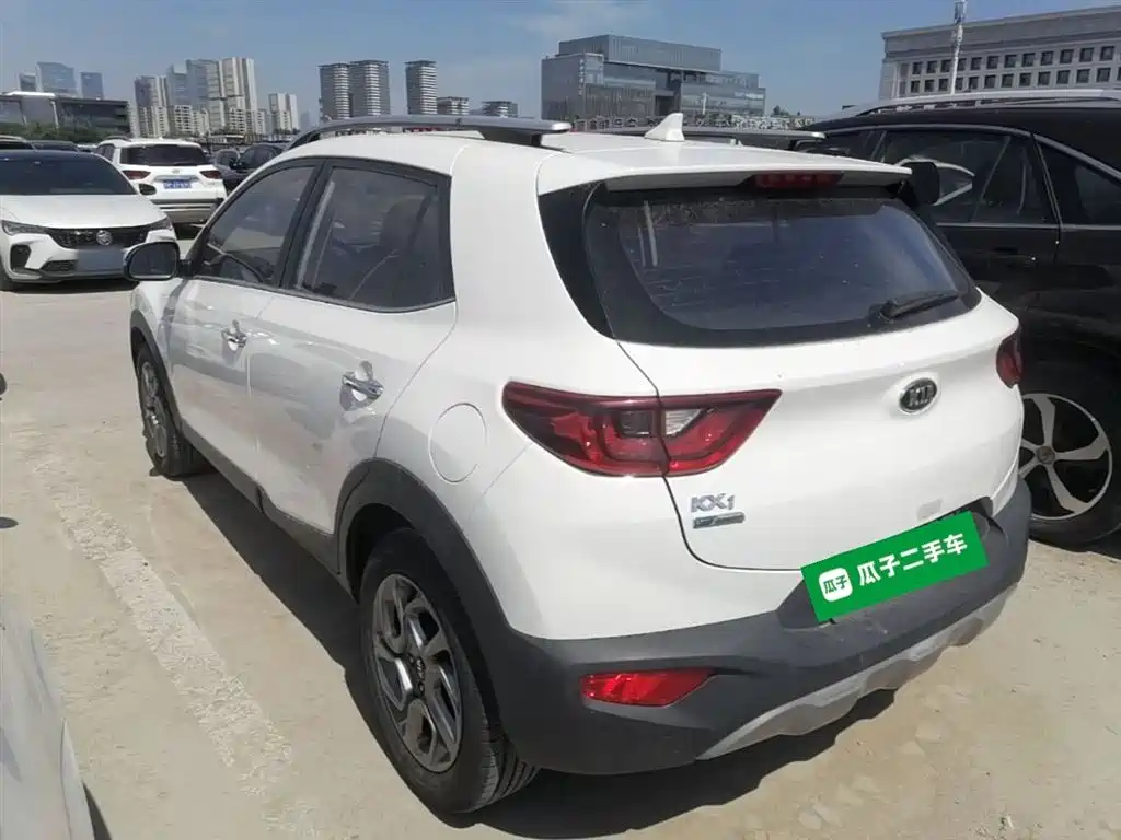 Stonic 1.4 L Auto Fun Enjoyment CN-V