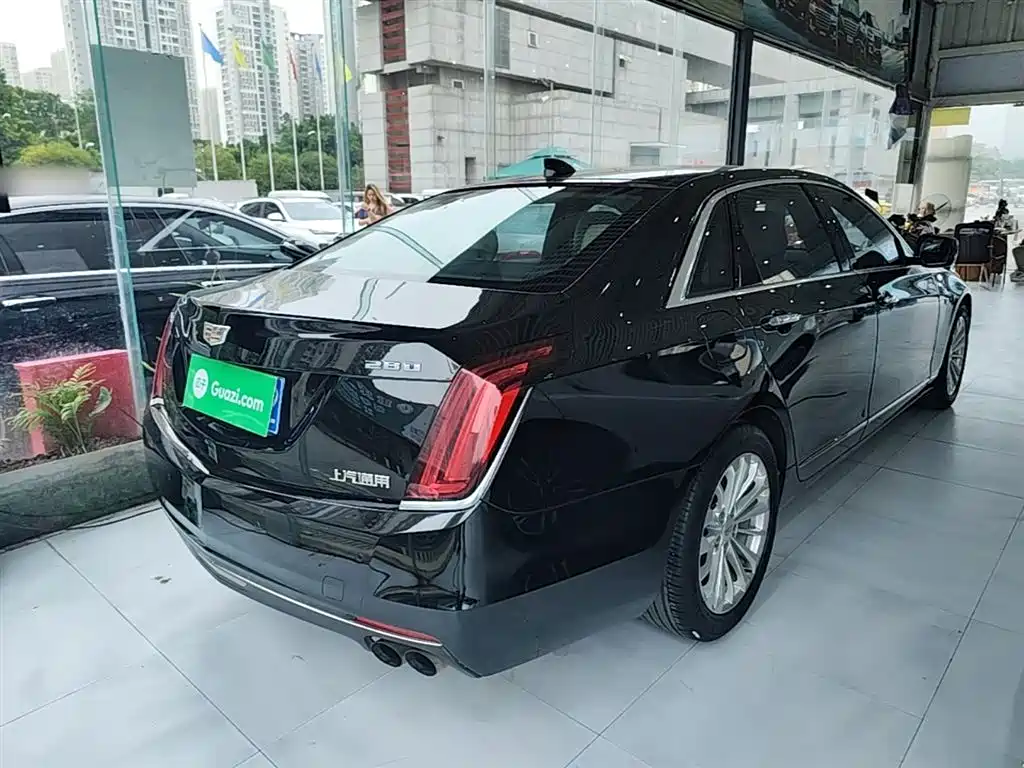 Cadillac CT6 28 T Fashion