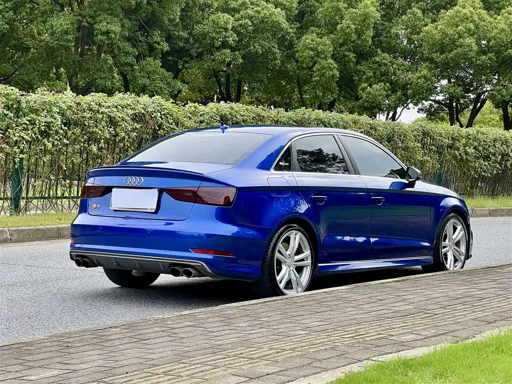 Audi S3 S3 2.0 T Limousine