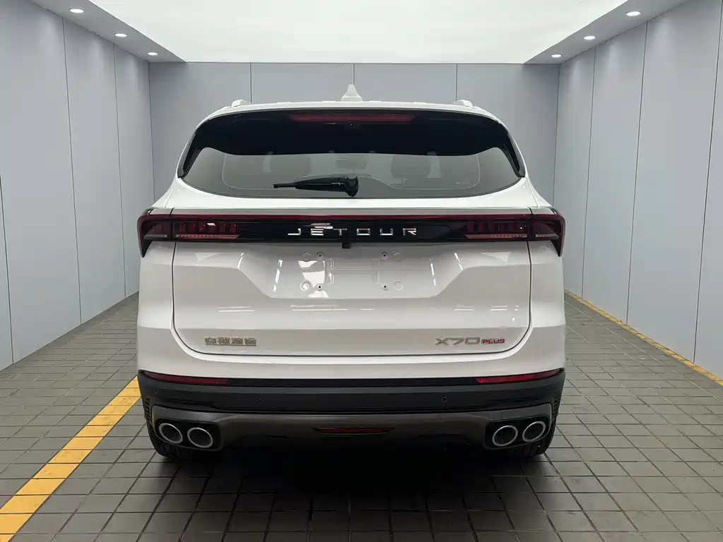 Jetour X70 PLUS 1.5 T DCT Brave PLUS 5-seat