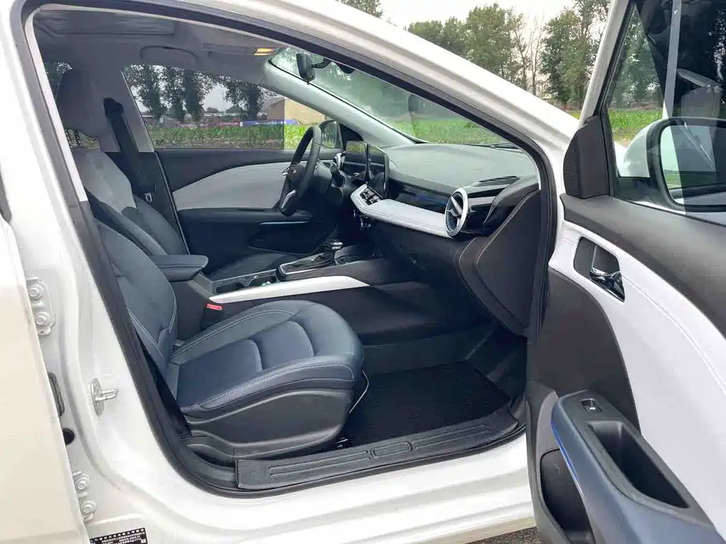 Monza 1.5 L DCT Pleasure