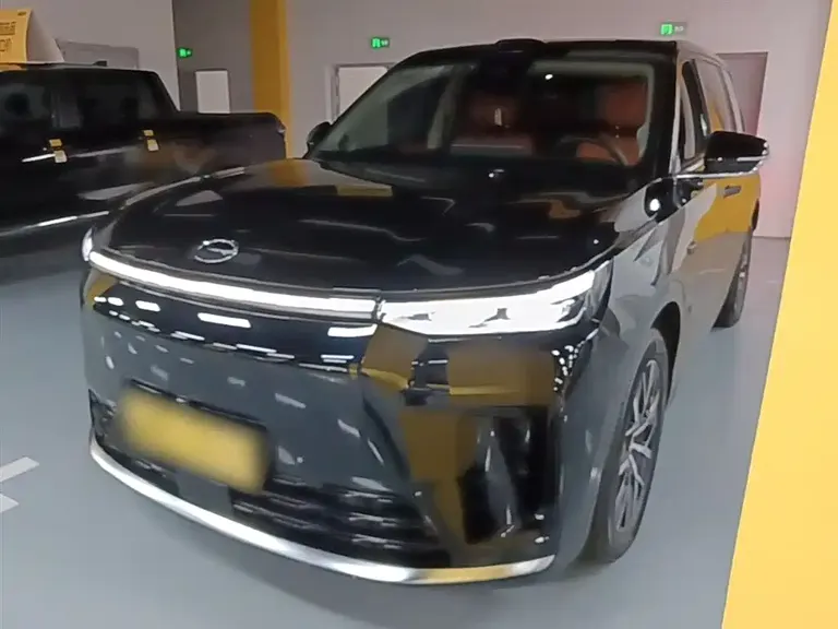 GAC Trumpchi Xiangwang S9 Qiankun UItra 6-seat