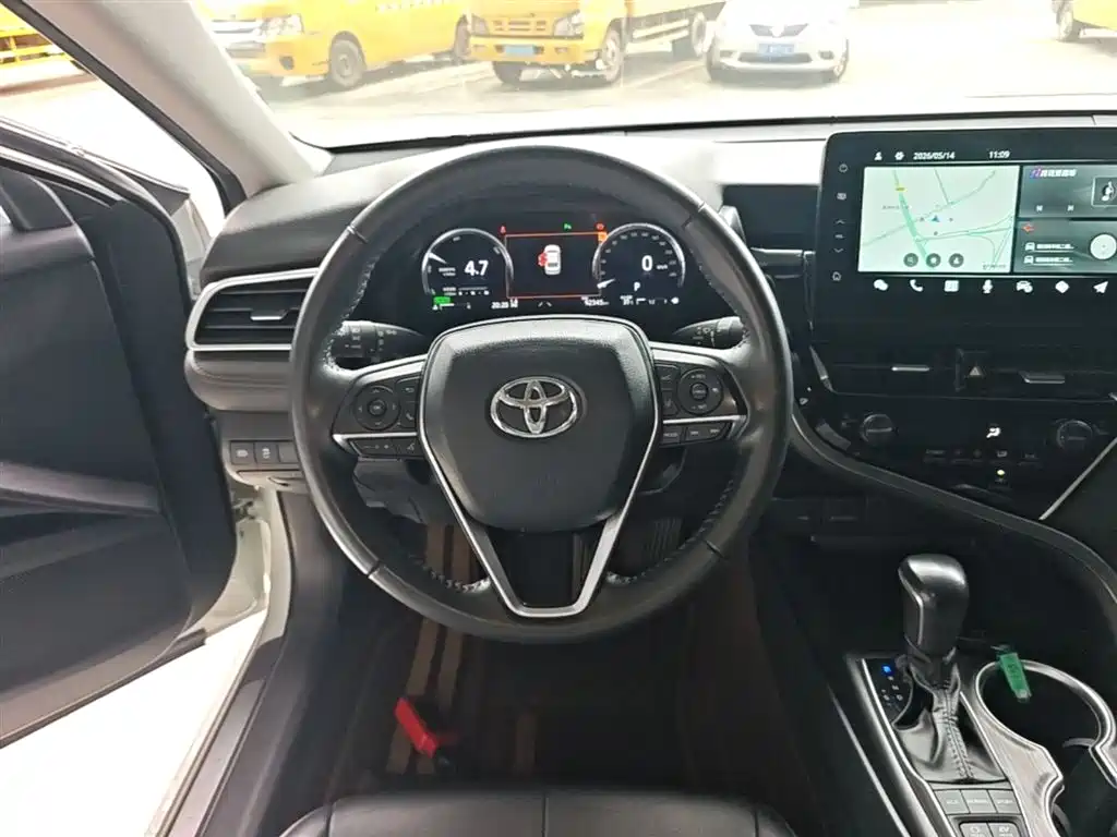 Camry Dual Engine 2.5 HG Luxury