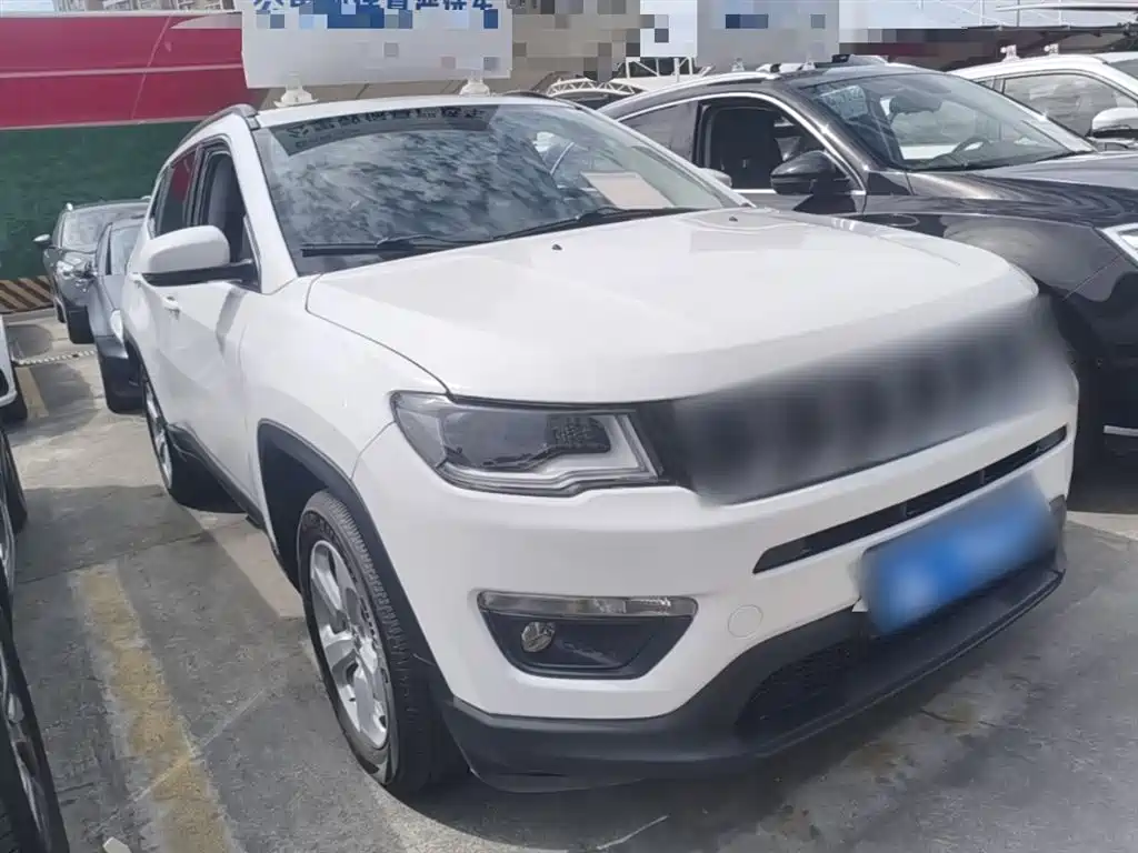 Compass 200 T Auto Home Enjoyment