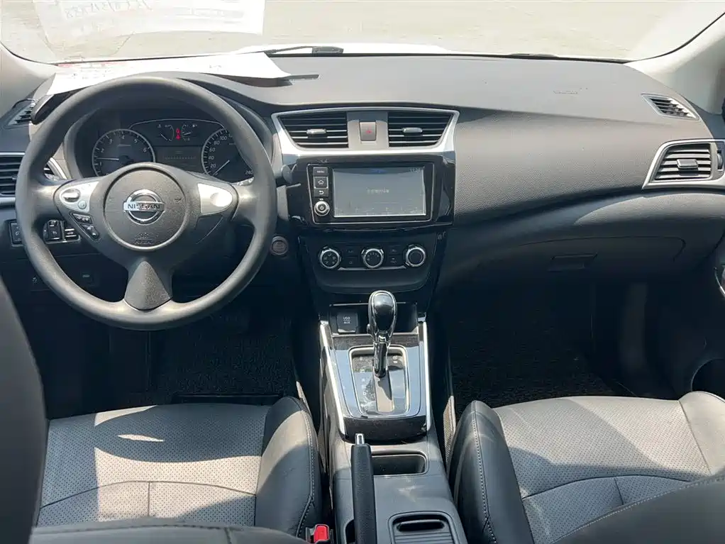 Sylphy 1.6 XV CVT Smart Enjoyment