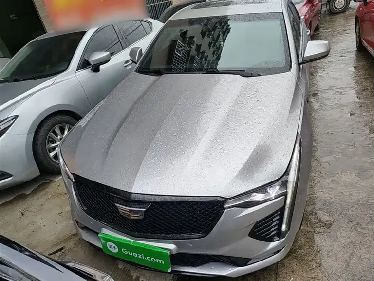 Cadillac CT4 28 T Distinguished