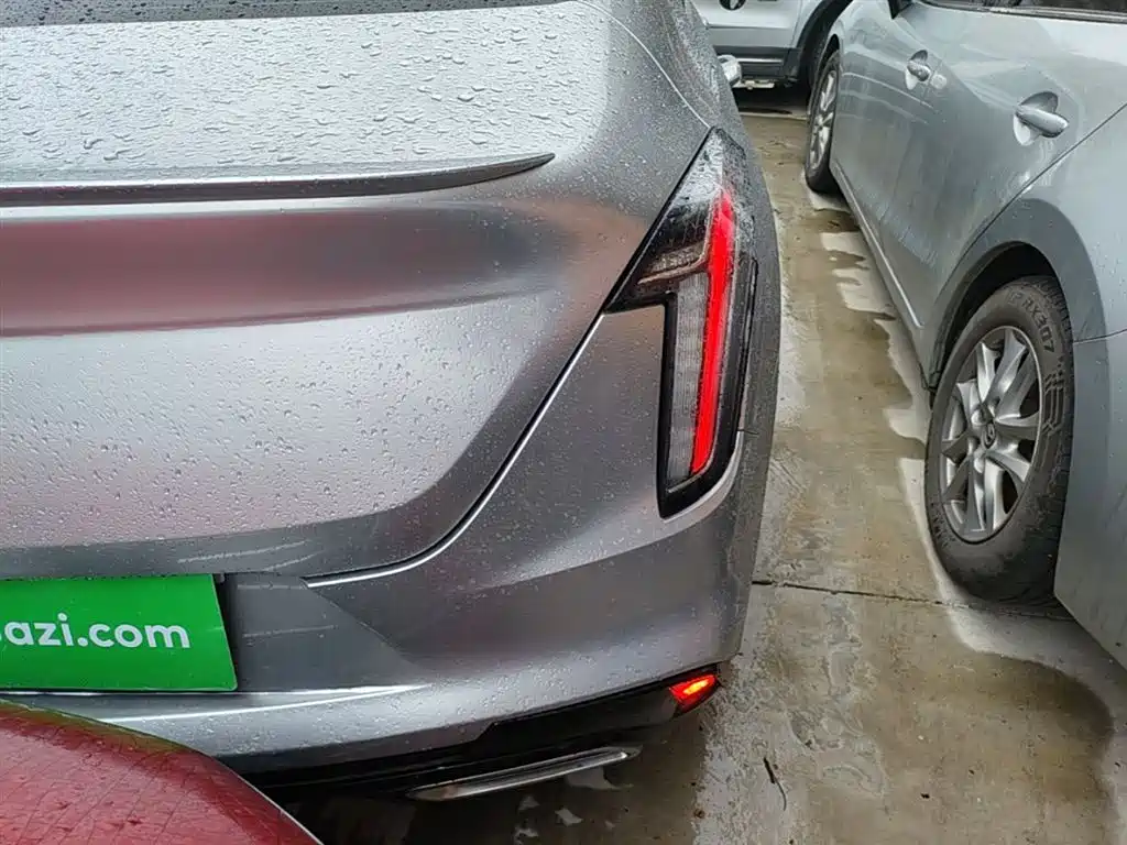Cadillac CT4 28 T Distinguished
