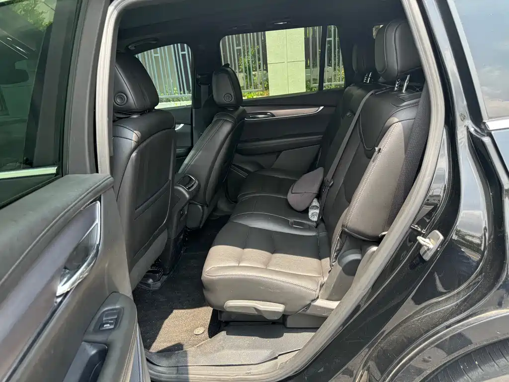Cadillac XT6 2.0 T 7-seat 4 WD Style