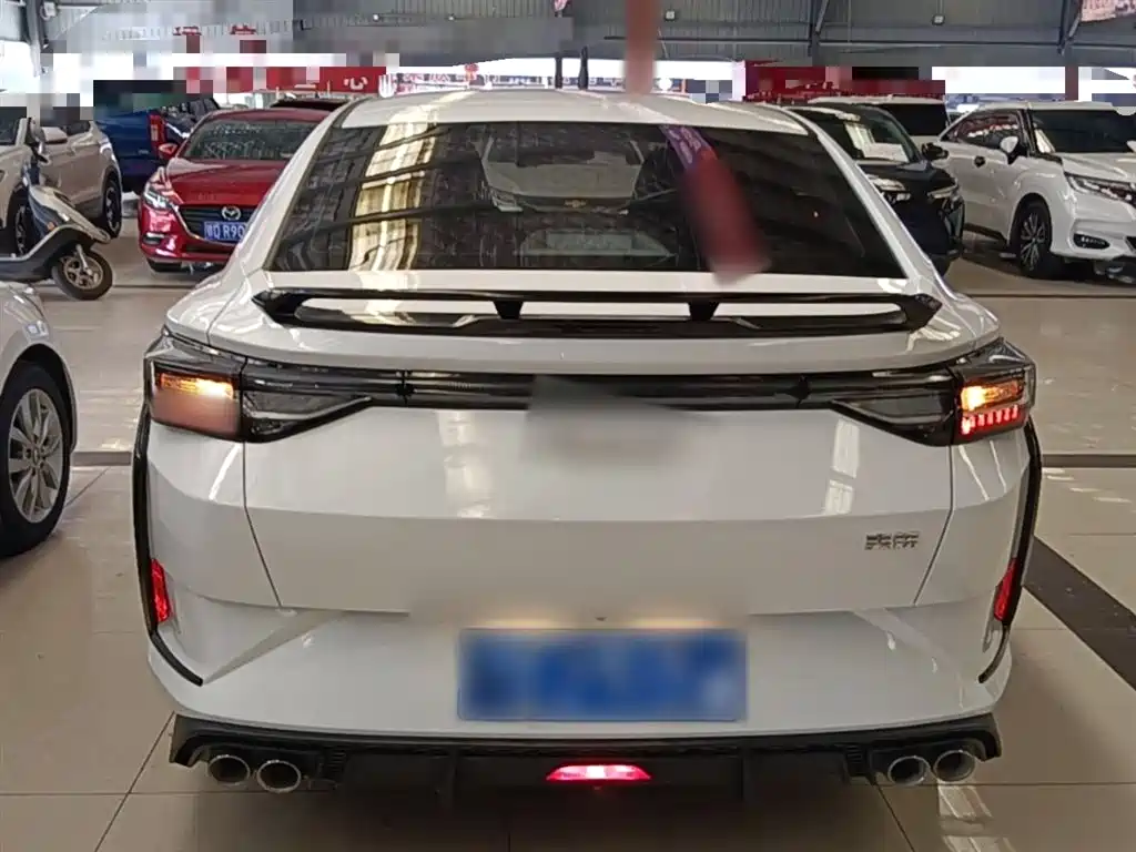 Yixuan Mach 1.5 L Auto Wind Chaser