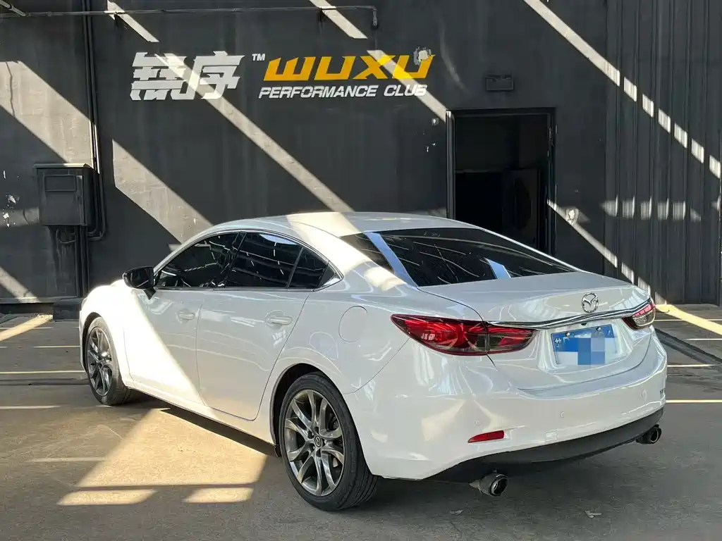 Atenza 2.5 L Blue Sky Sport